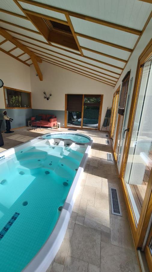 Bed and Breakfast Chambre D'Hotes Au Chant Du Chardonneret La Chapelle-Largeau Exterior foto